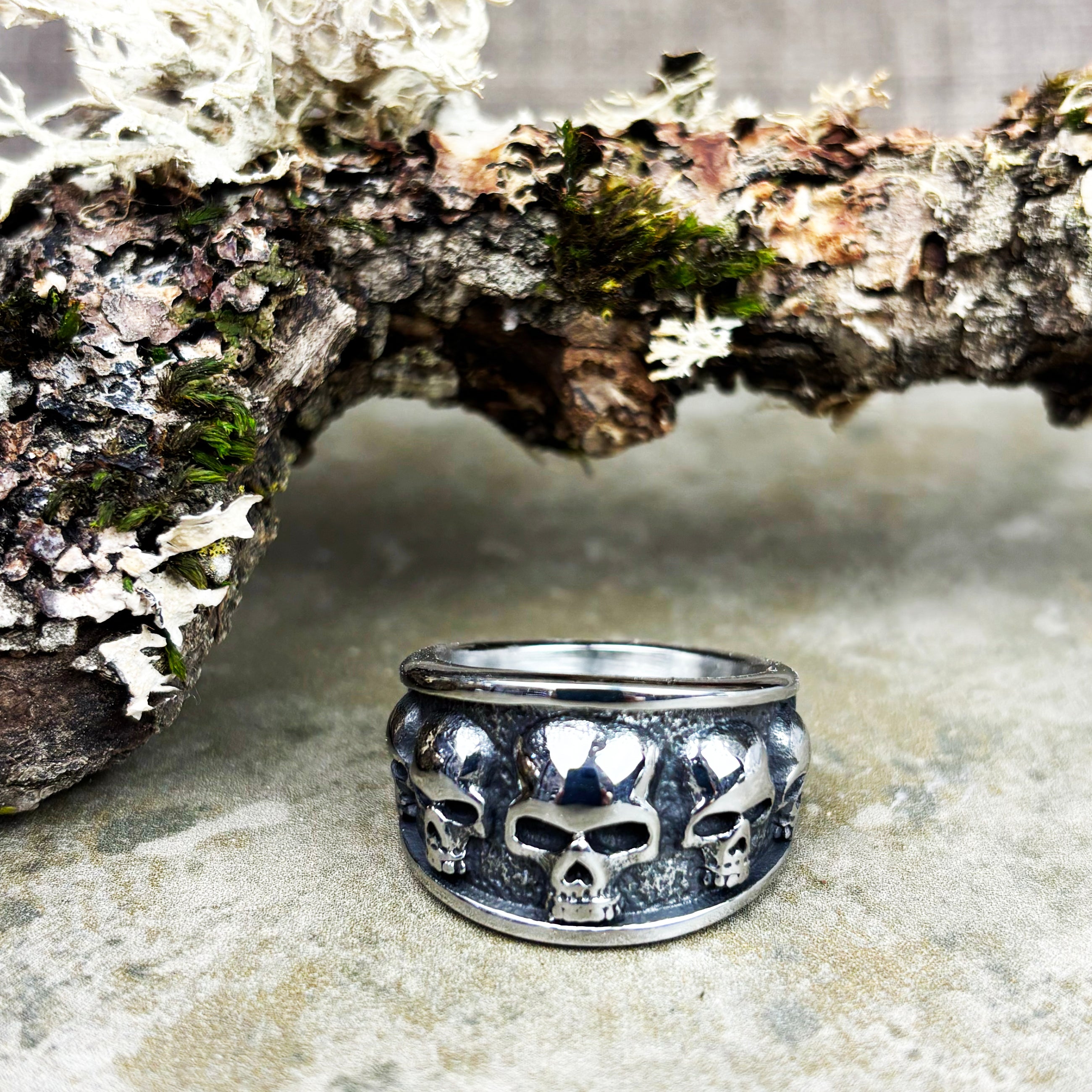 Ancient Guards Skull Ring