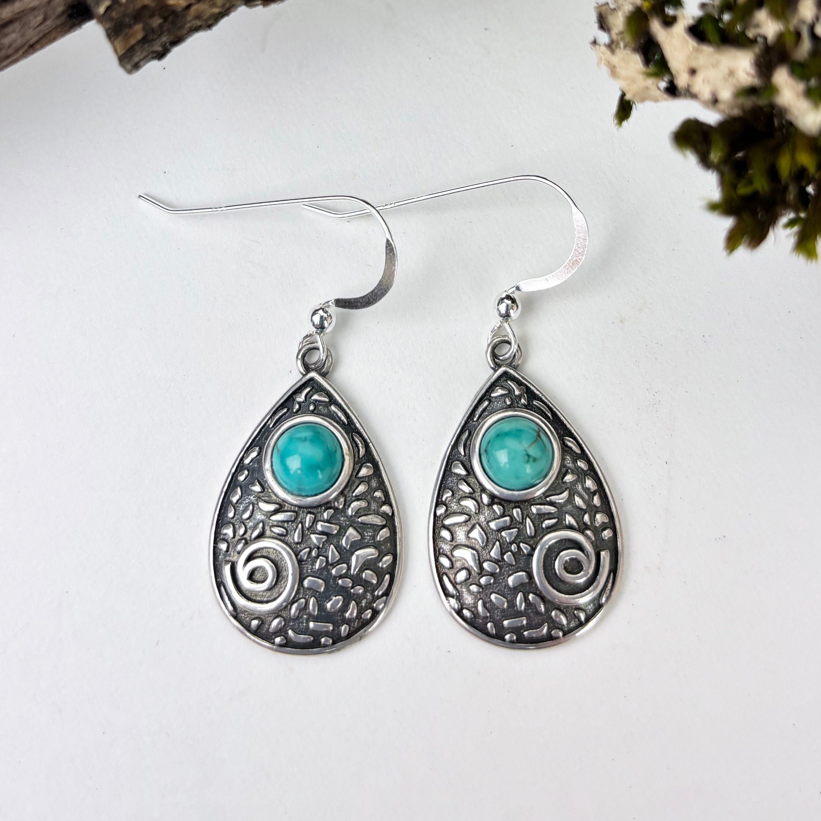 LIMITED EDITION - Teardrop with Spiral and Turquoise