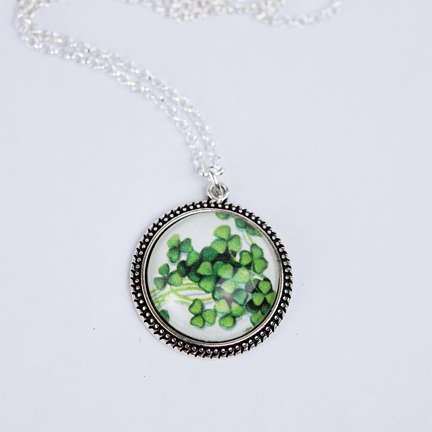 Irish Shamrocks in Beaded Bezel Pendant