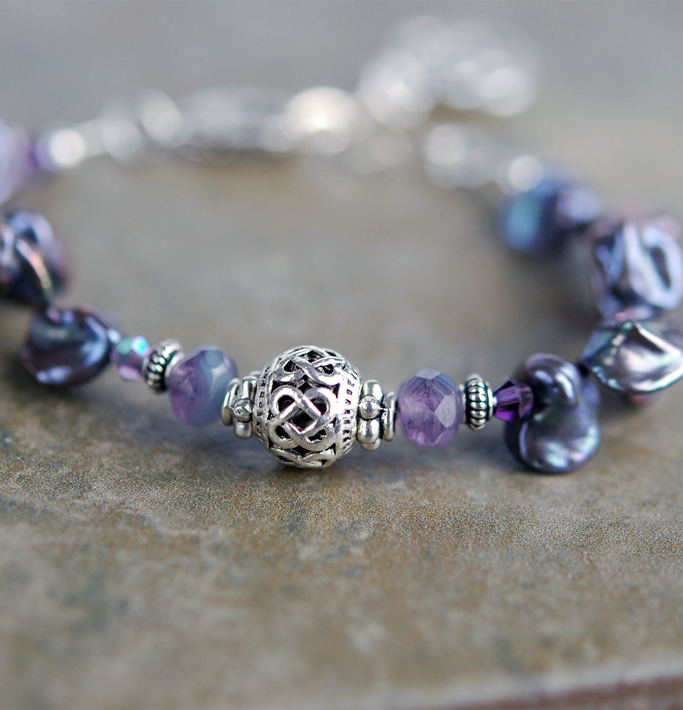 Deep Lavender Freshwater Pearl Bracelet
