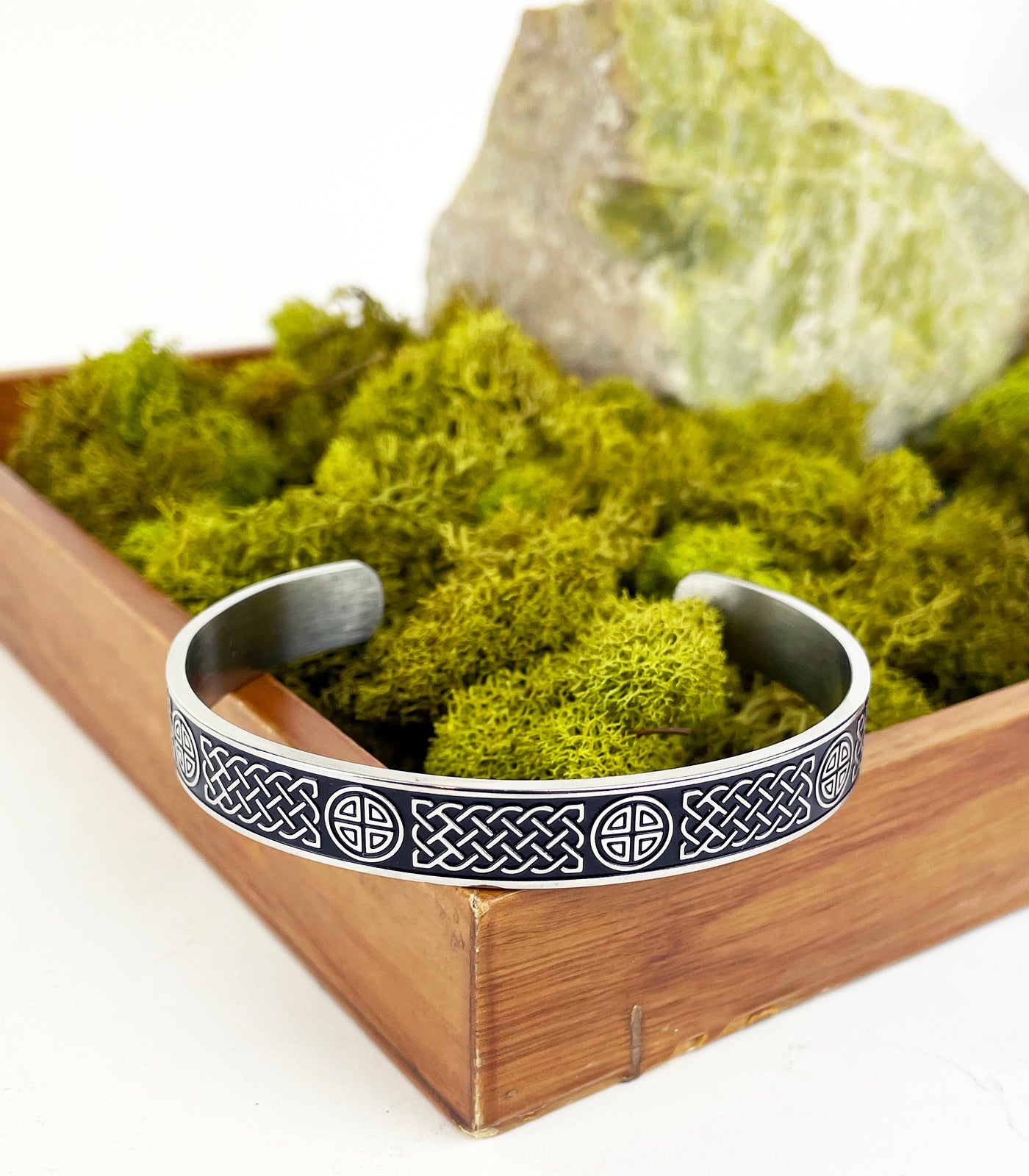 Men's Cuff Bracelet with Rectangle and Round Quad Celtic Knots