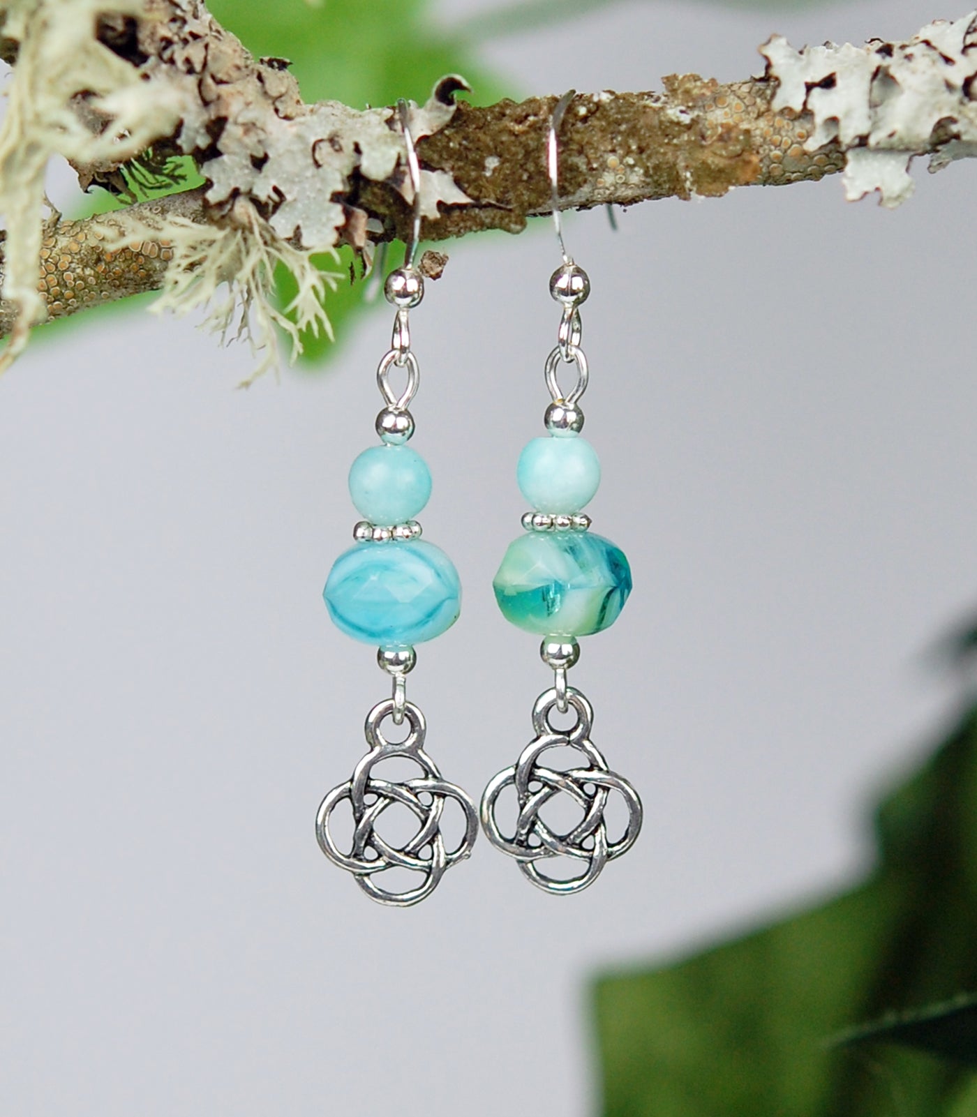 Amazonite and Rondelle Glass with Round Knot