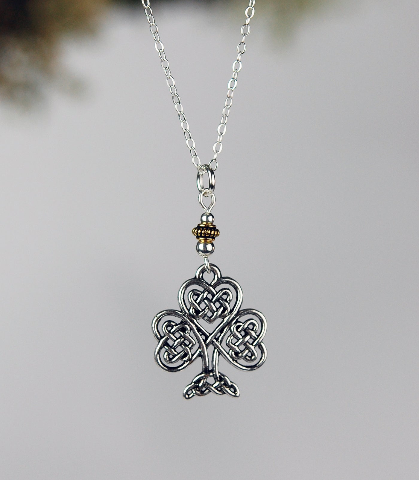 Two-tone Celtic Knot Shamrocks