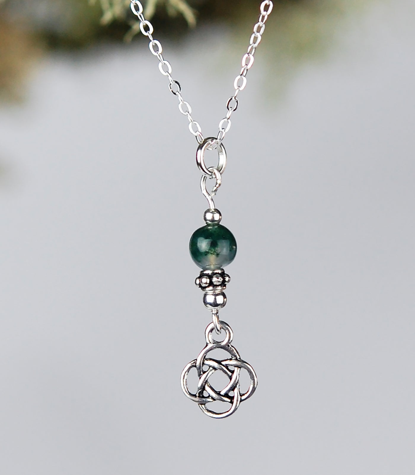 Gardener's Stone with Small Round Celtic Knot