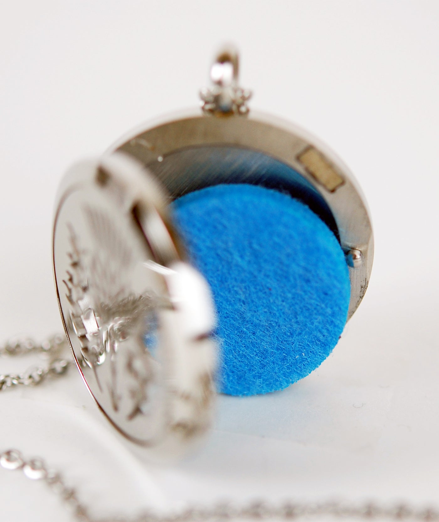 Celtic Trinity Knot Aromatherapy Pendant