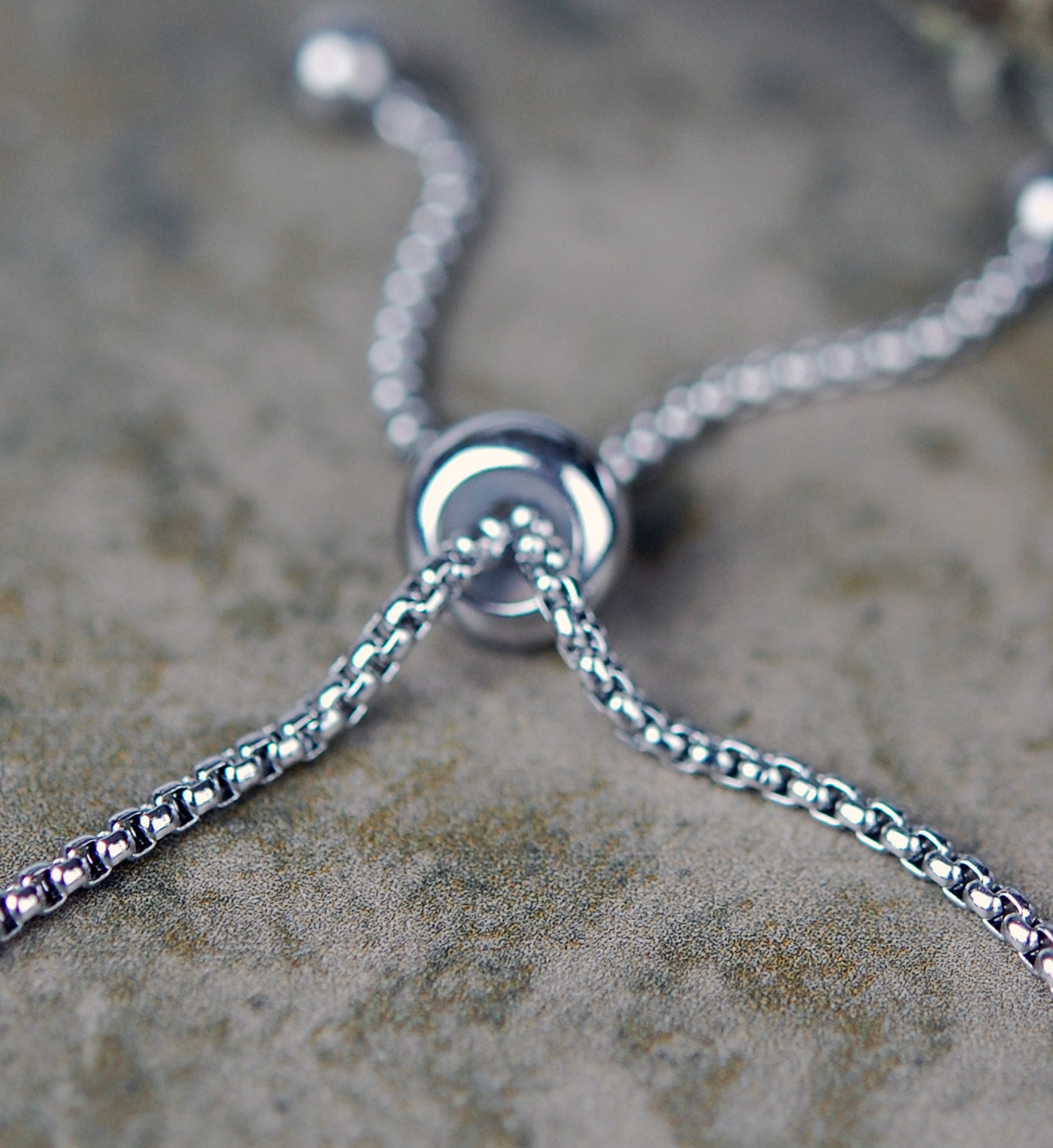 Round Celtic Lughs Knot Slide Bracelet