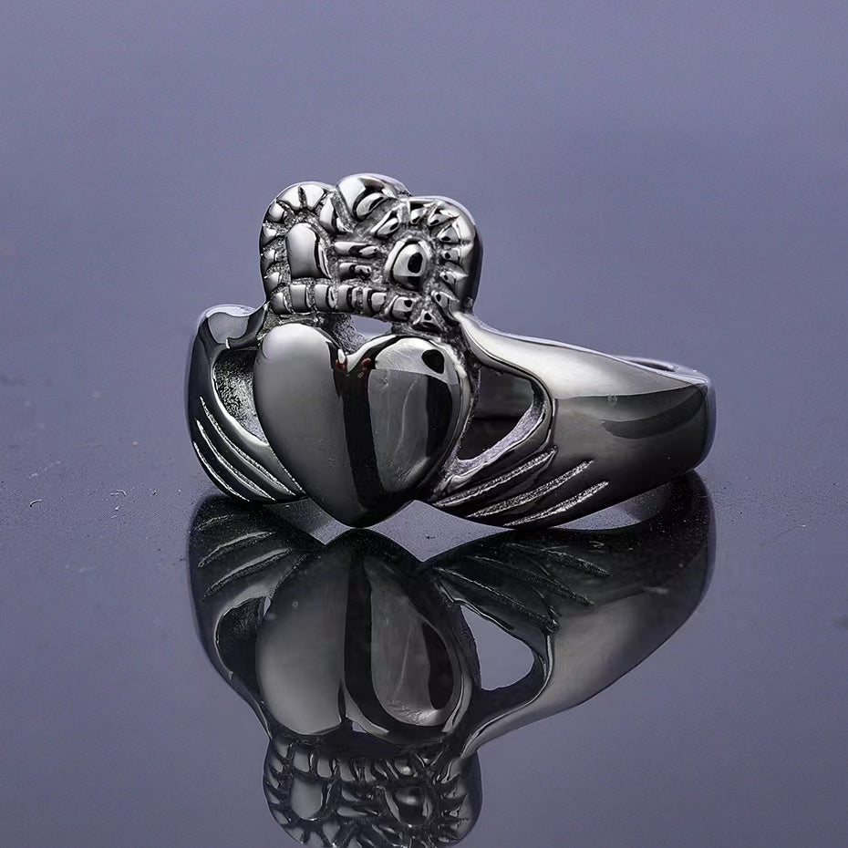 Traditional Claddagh Ring