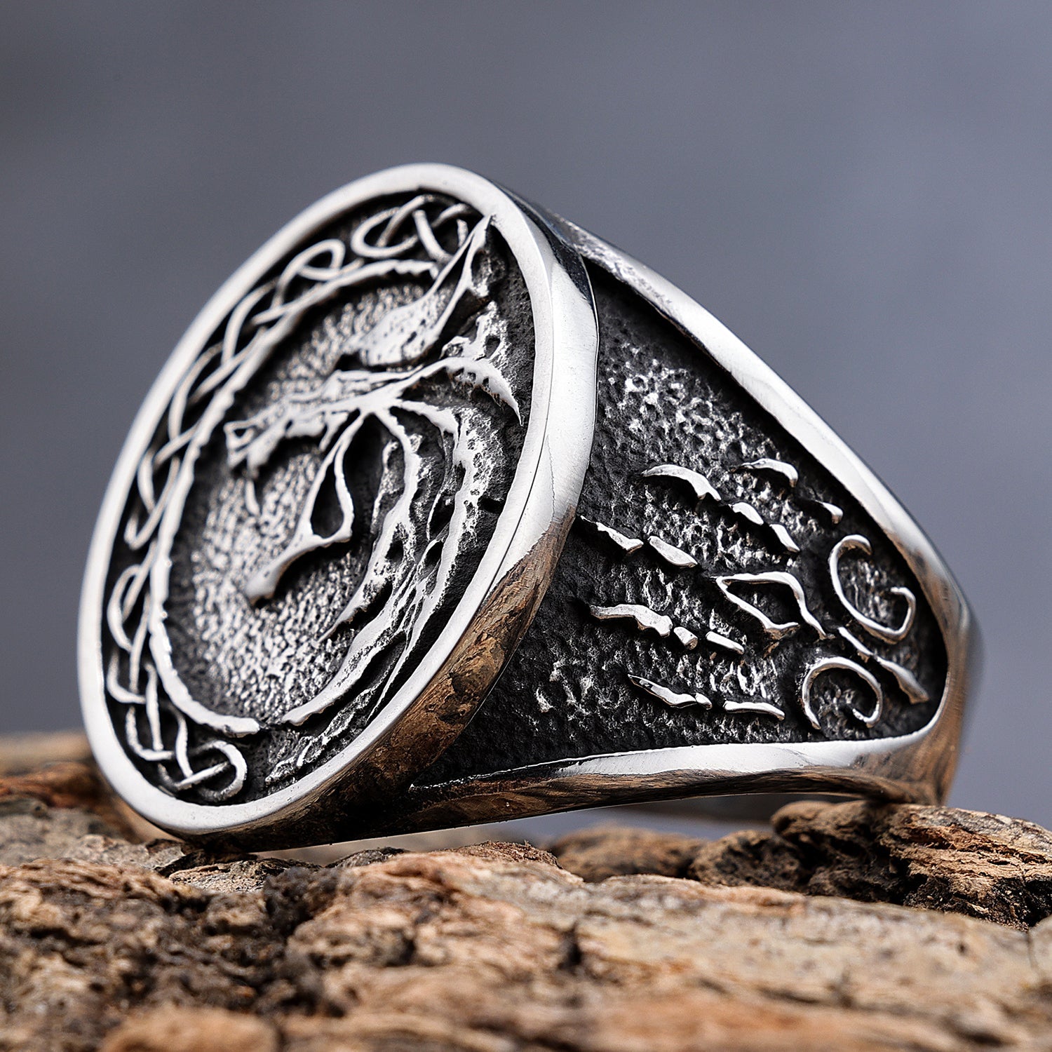 Celtic Wolf with Celtic Knots Ring