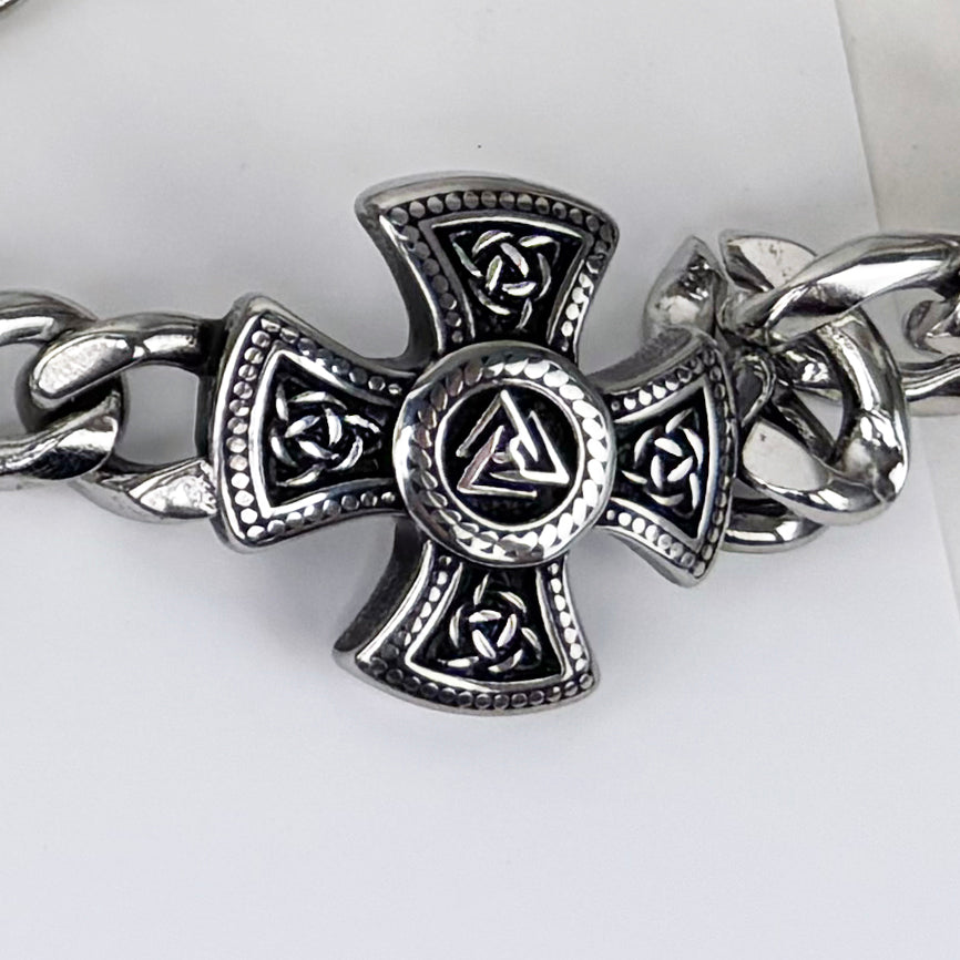 Heavy Chain with Celtic Symbol Men's Bracelet