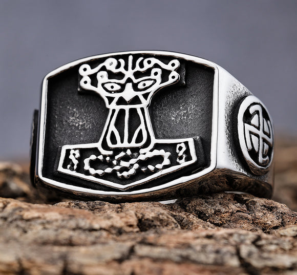 Thor's Hammer in Relief Ring