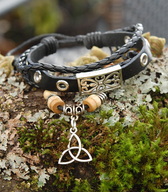 Tribe-BRAC-5-Tri Black Leather Bracelet with Celtic Trinity Knot