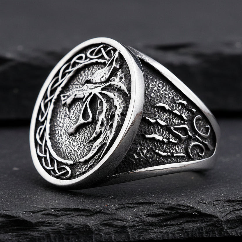 Celtic Wolf  with Celtic Knots Ring